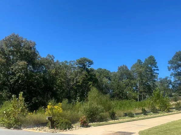 20 Hunters Woods Ct, Little Rock, AR 72210