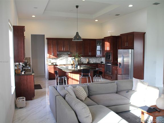 2nd image of 8930 Parkside Estates Dr