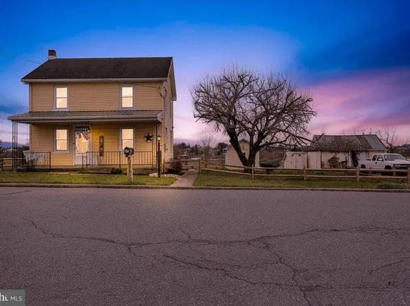 67 Laurel Ave, Hamburg, PA 19526