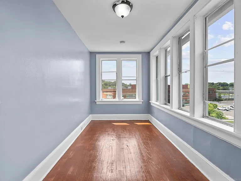 1105 N Main St #3 — Photo 9