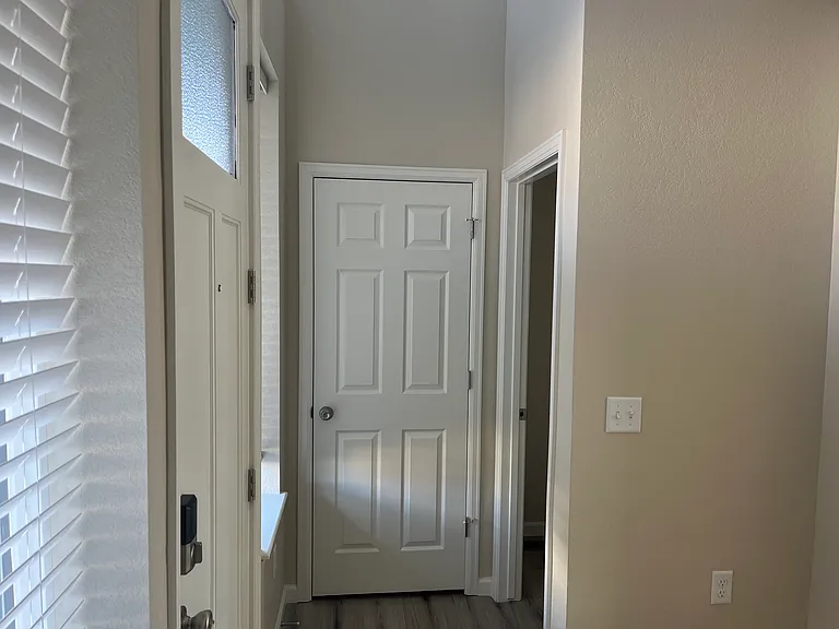2465 Andrew Dr — Photo 25