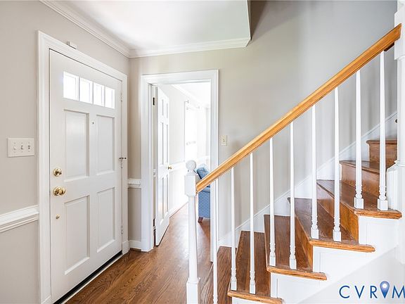 3rd image of 10101 Farmleigh Dr