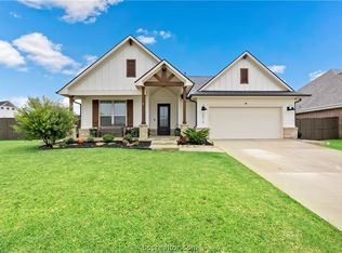 5014 Greyrock Dr, Bryan, TX 77802