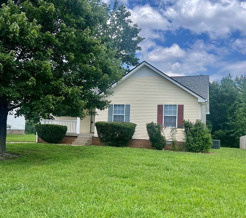1st image of 407 Donna Dr