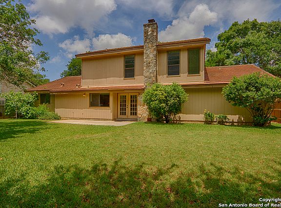 2nd image of 2722 Peppermill Run St