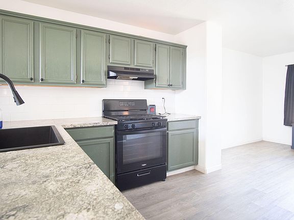 4th image of 739 Bel Aire Avenue