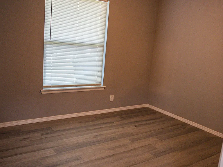 7322 Goya — Photo 12