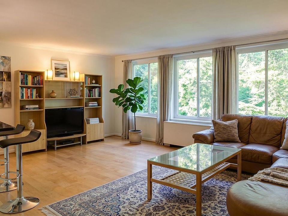 1st image of 3033 New Mexico Ave NW APT 306