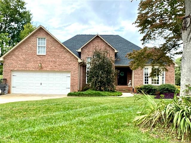 1st image of 3169 Greystoke Ct