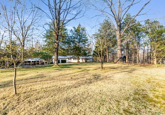 3rd image of 3435 Smith Place Rd