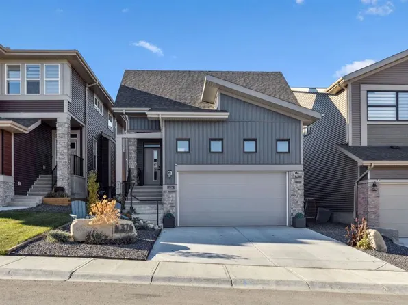 376 E Precedence Hl, Cochrane, AB T4C 2T7