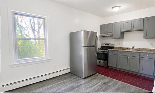50 Walnut St #6 Photo 1
