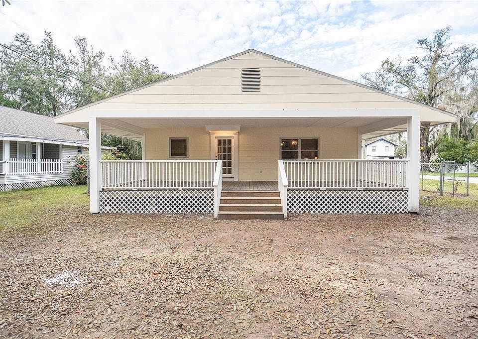 1st image of 1702 W LOWRY AVENUE