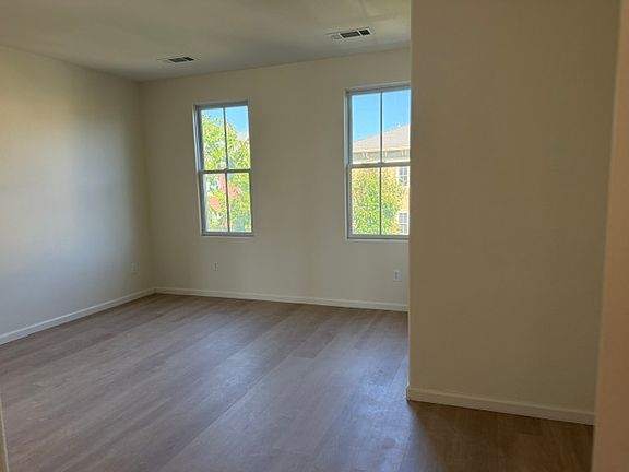 5th image of 2195 Tsushima St