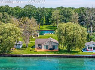 290 Kama Ct, Clay, MI 48001