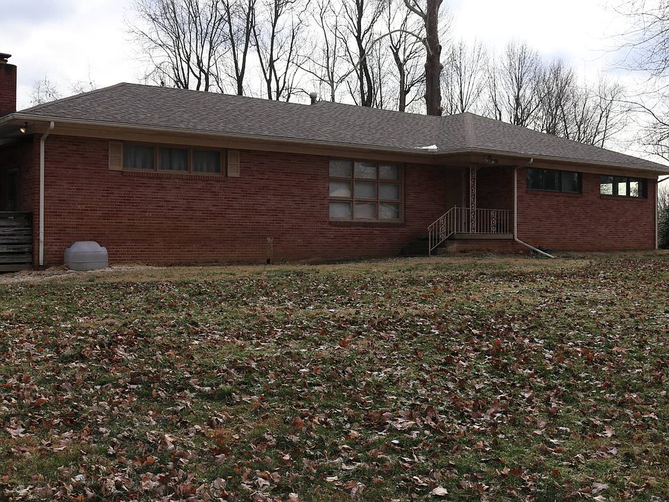 1st image of 428 Oakview Dr