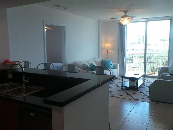 3rd image of 610 Clematis St APT 734