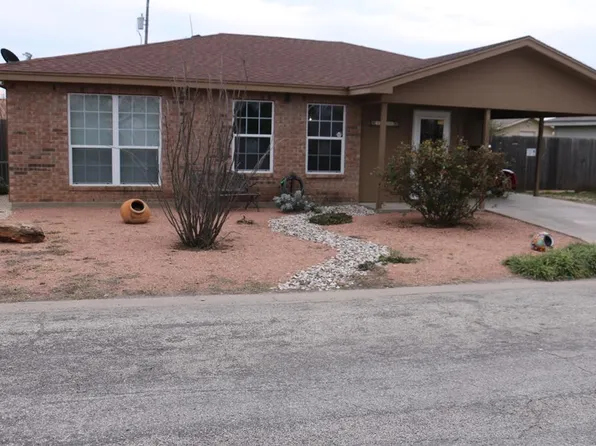 3206 Grove Cir, San Angelo, TX 76903