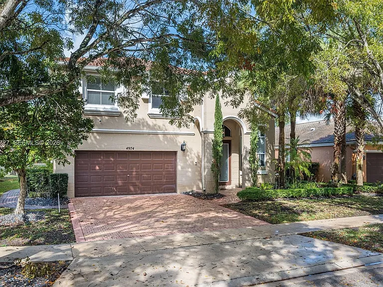 4974 SW 166th Ave — Photo 3