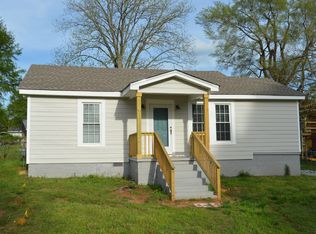 843 Athens St, Jefferson, GA 30549