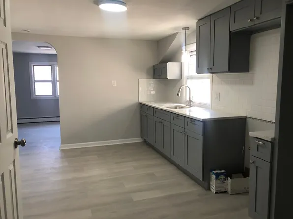 945 E 25th St Floor 2, Paterson, NJ 07513