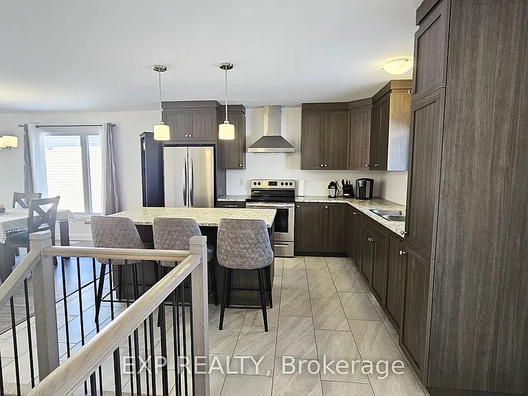 134 Giroux St — Photo 2