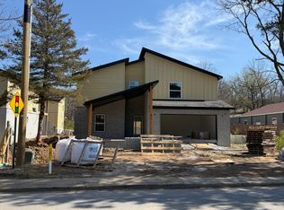 904 N Sang Ave, Fayetteville, AR 72701