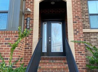 9304 Wild Black Cherry Ct, Fairfax, VA 22031
