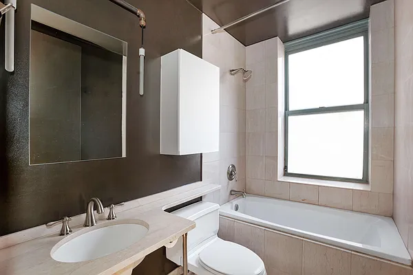 Rented by Compass | media 9