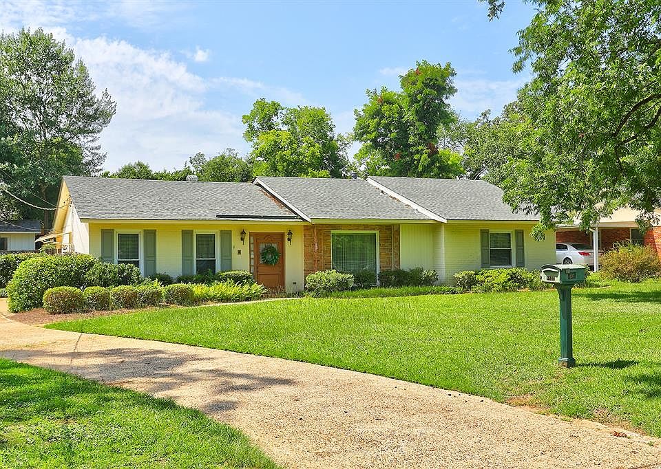 1st image of 4132 Camellia Dr