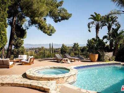 21825 Ambar Dr, Woodland Hills, CA, 91364