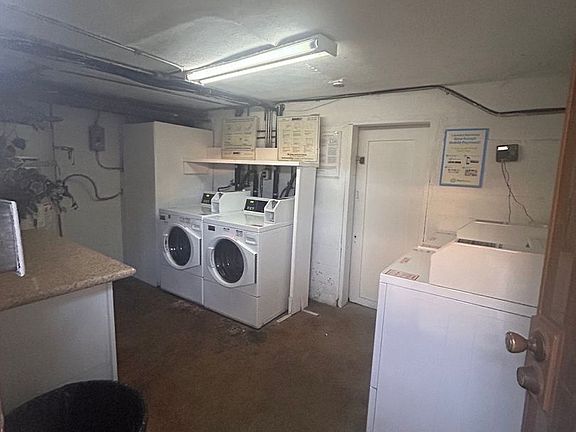 3rd image of 337 W Arden Ave #4