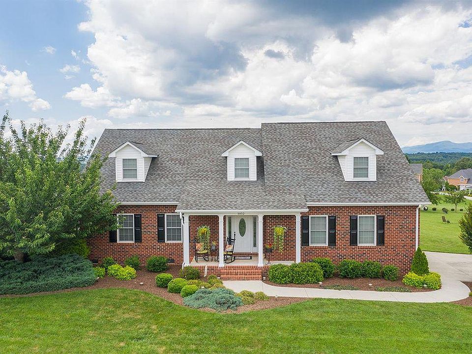 1st image of 1052 Cedar Sky Ct