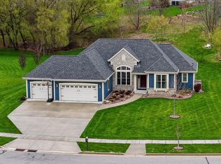 718 Meadow Ridge LANE, Plymouth, WI 53073