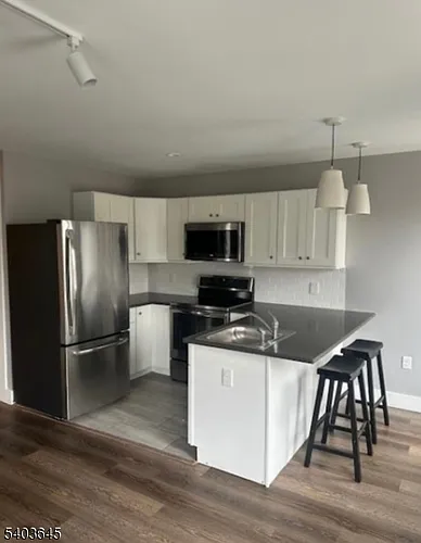 116 Washington St #3D Photo 1