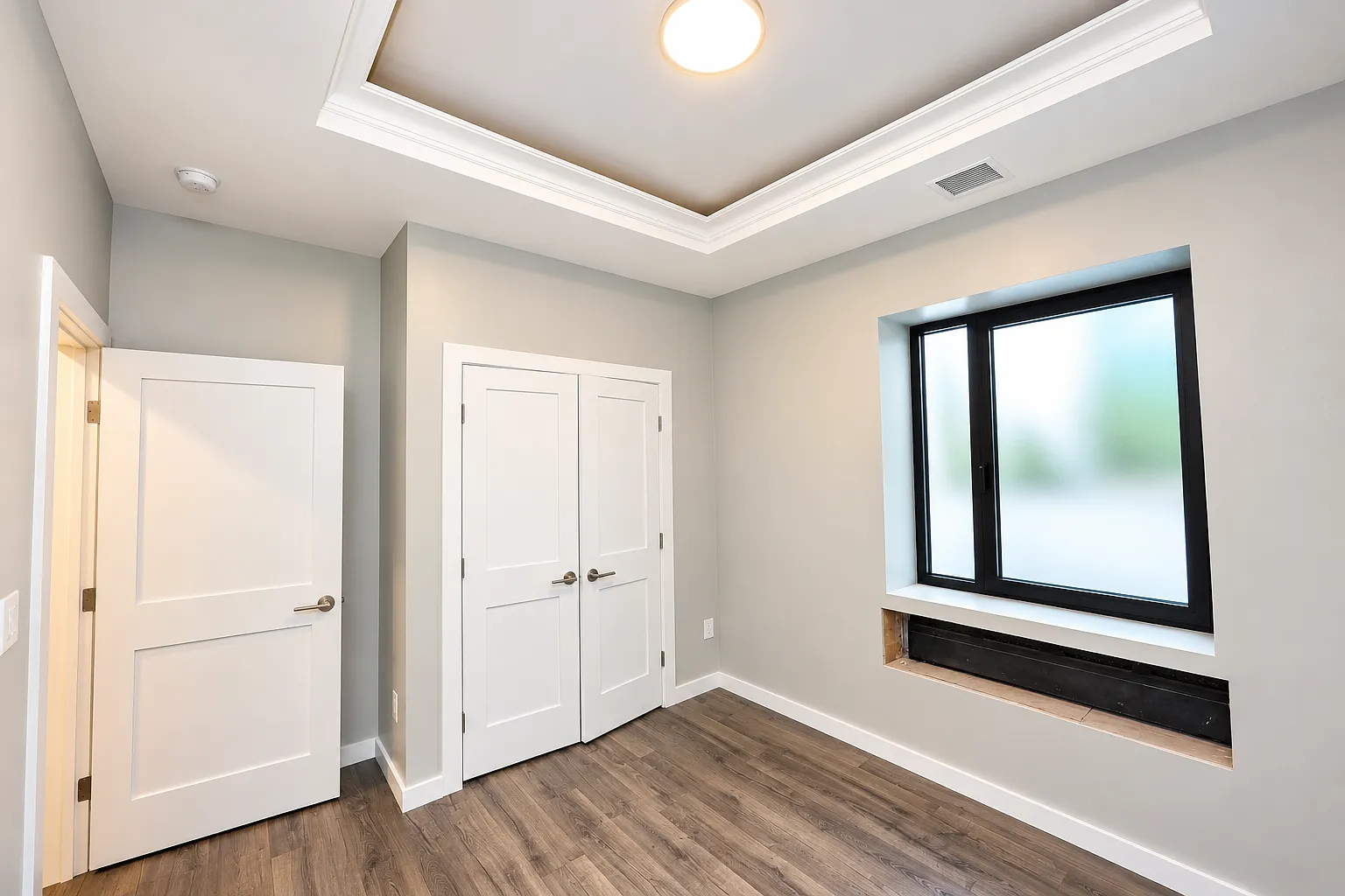 2 bed, $3,300 — Photo 4