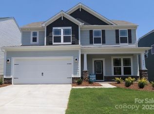 8610 Acadia Pkwy, Sherrills Ford, NC 28673