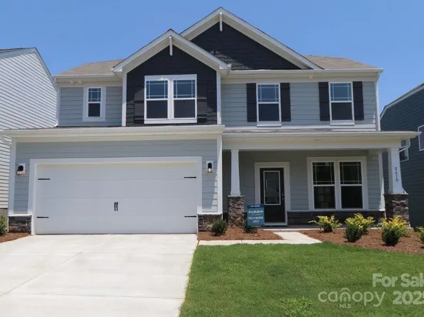 8610 Acadia Pkwy, Sherrills Ford, NC 28673