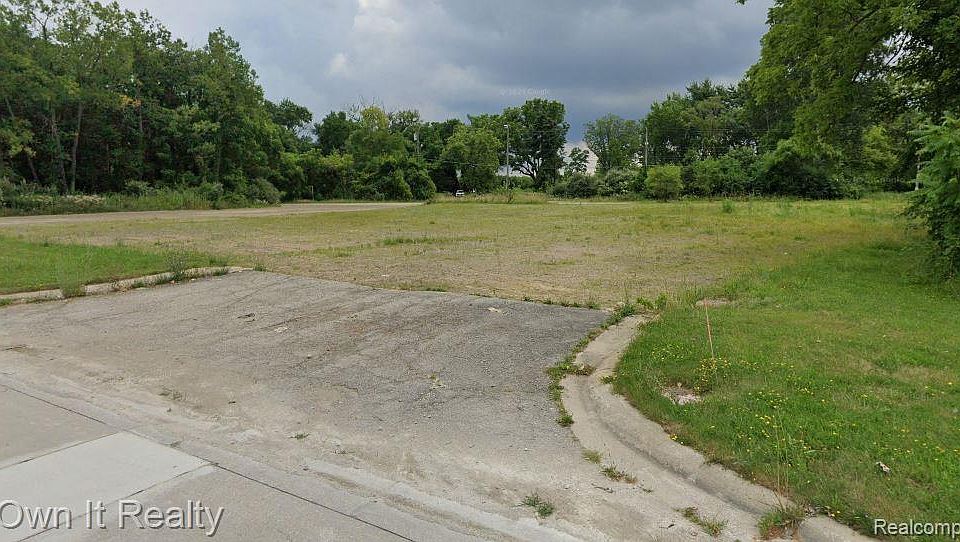 2nd image of 50778 Michigan Ave