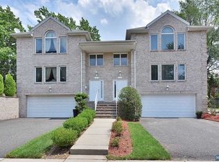 1238 16th St #1238, Fort Lee, NJ 07024