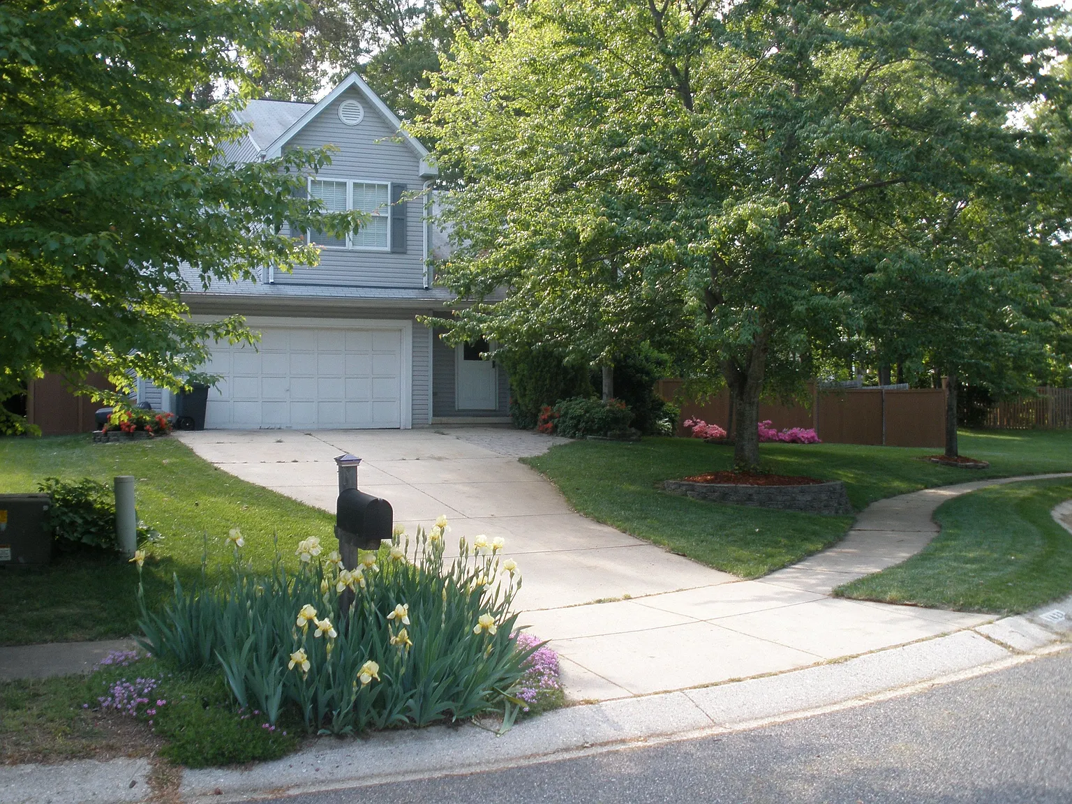 1422 Brenwoode Rd photo 1