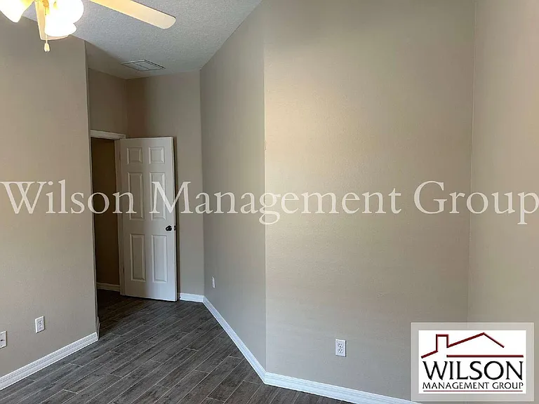 5996 Milford Haven Pl — Photo 35