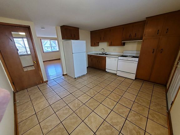 2nd image of 3902-3912 15th Ave #3912-6