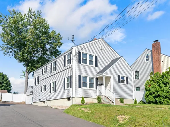 385 Quaker Lane South, West Hartford, CT 06119