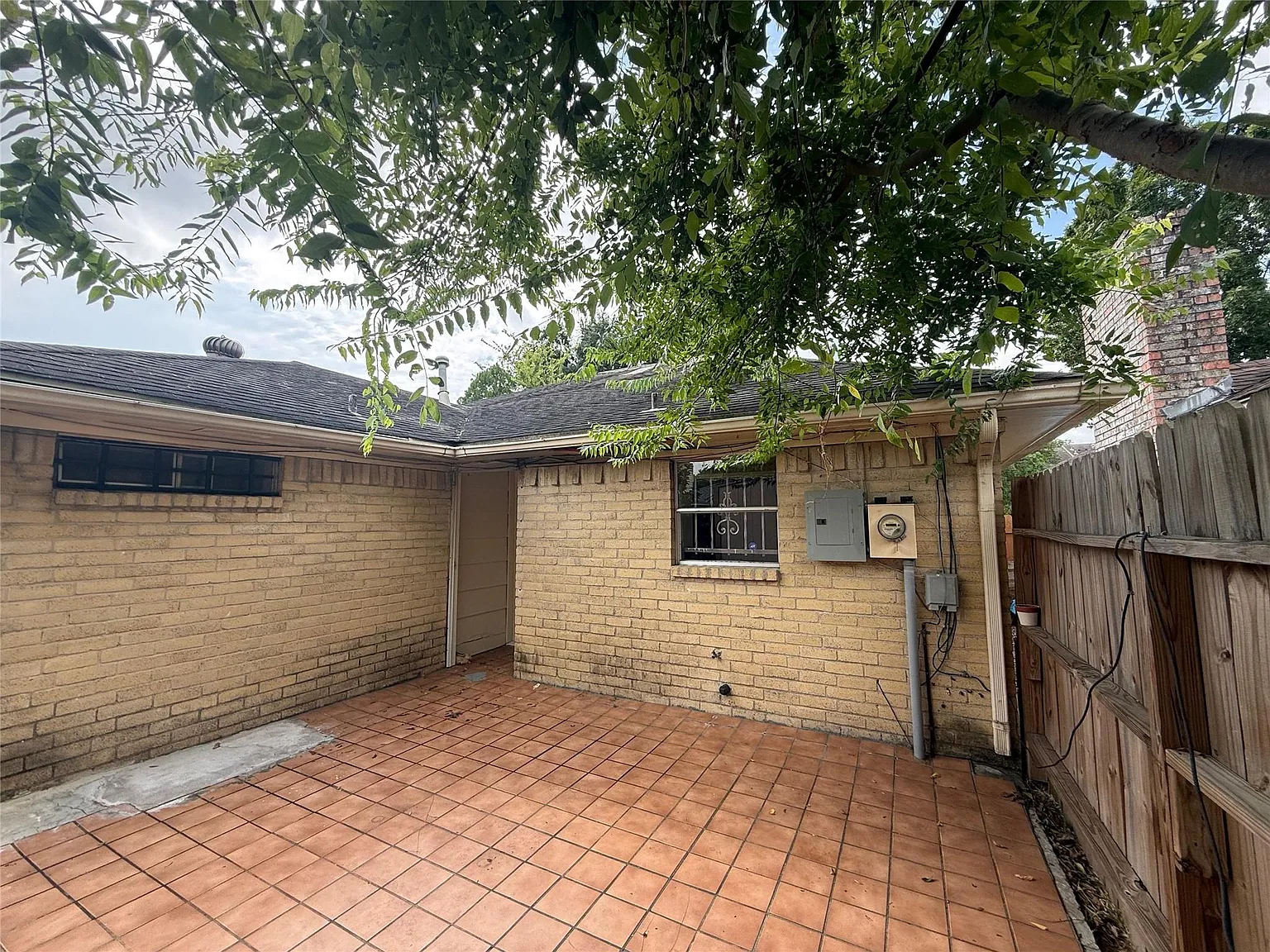 2 bed, 2.0 bath, 1611 sqft, $1,500 — Photo 3