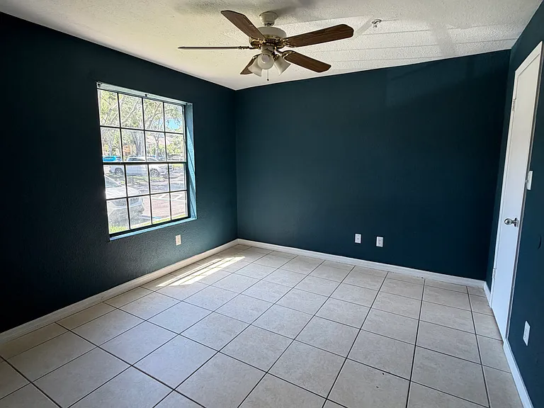224 Afton Sq #108 — Photo 6