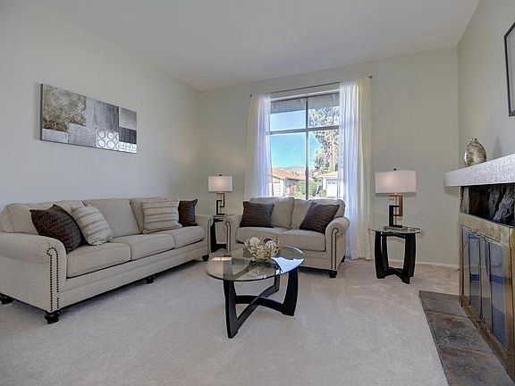 5th image of 2851 Agua Vista Dr