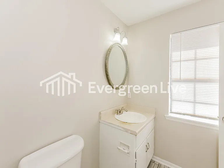 1078 Forest Path — Photo 11