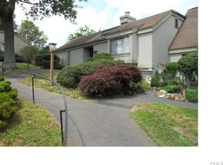 224 Heritage Vlg #A, Southbury, CT 06488