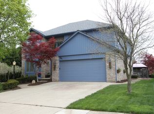 991 River Mist Dr, Rochester, MI 48307